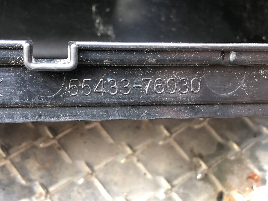 фото №7, Бардачок пасажира lexus ux250h 55433-76030