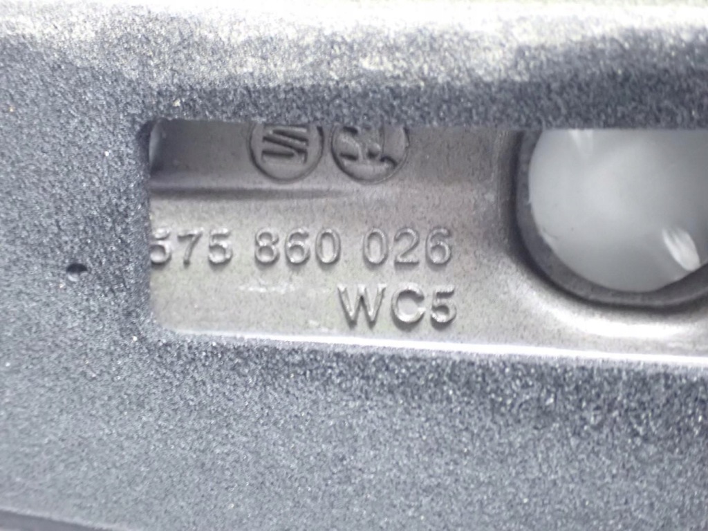 2x рейлинги кровельные комплект oryg хром 575860025 575860026 skoda karoq 22r Цена