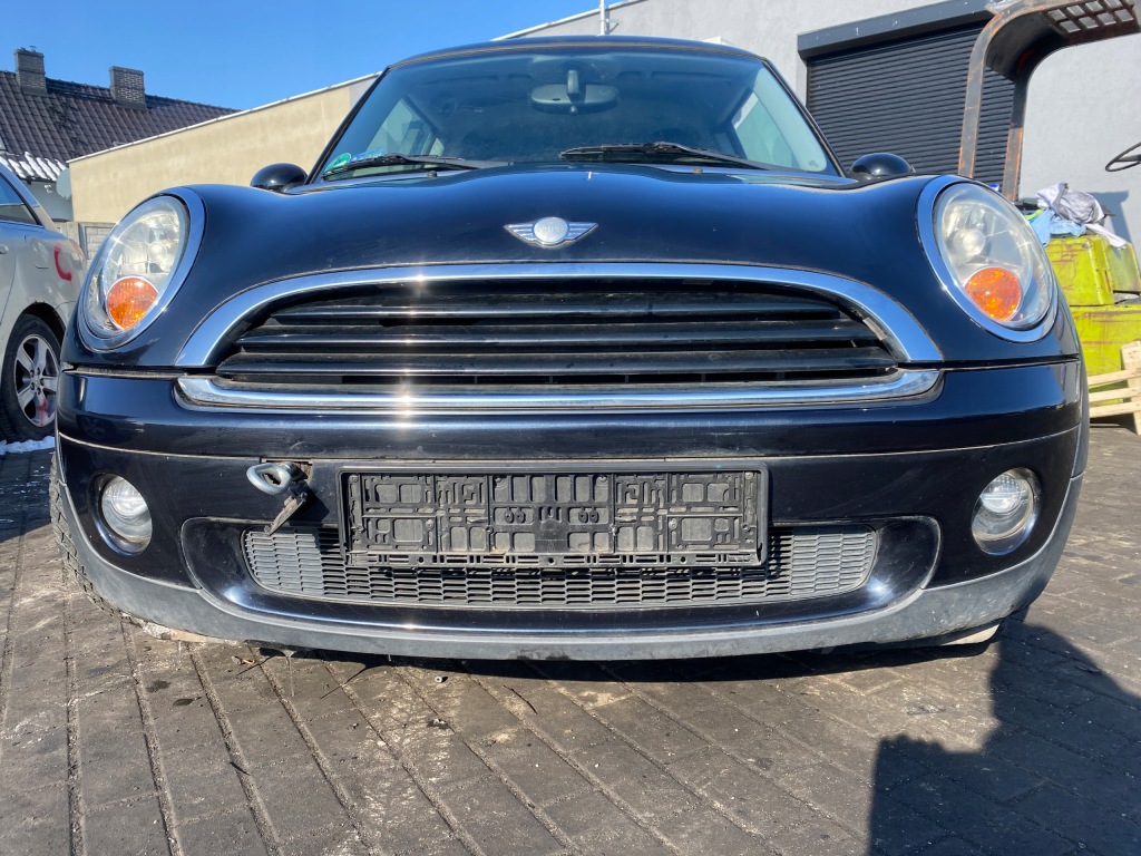 фото №1, Mini one cooper 06-10 бампер передний перед лак astro black a25/9