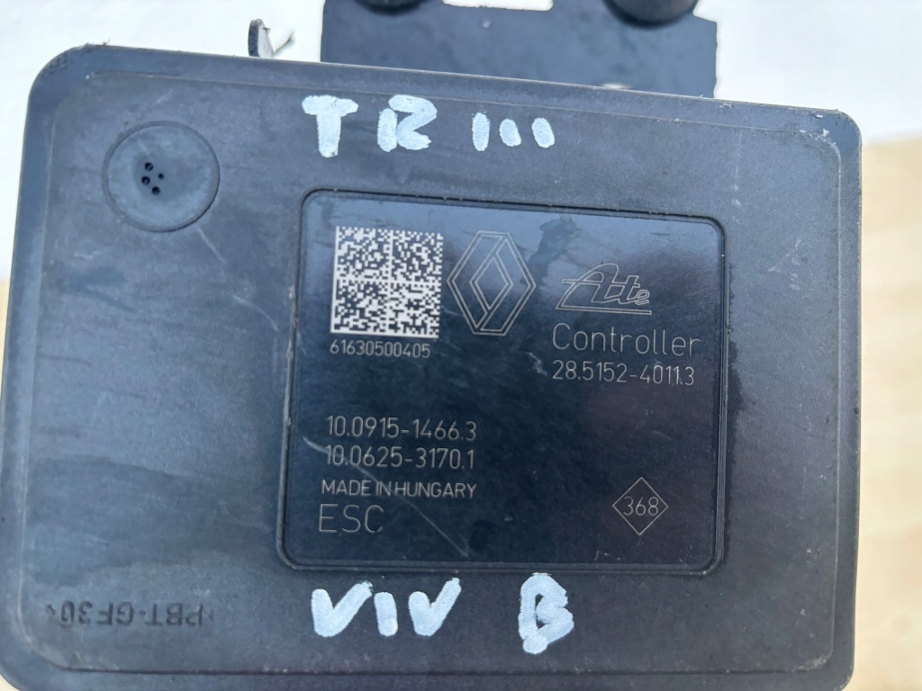 Насос abs trafic 3 talento 2 476605919r 93457527 476606076r 1031 Киев