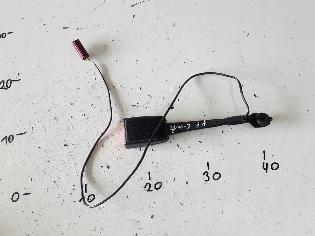 фото №1, Ford grand c-max mk2 10r- клипса поперечина правая перед