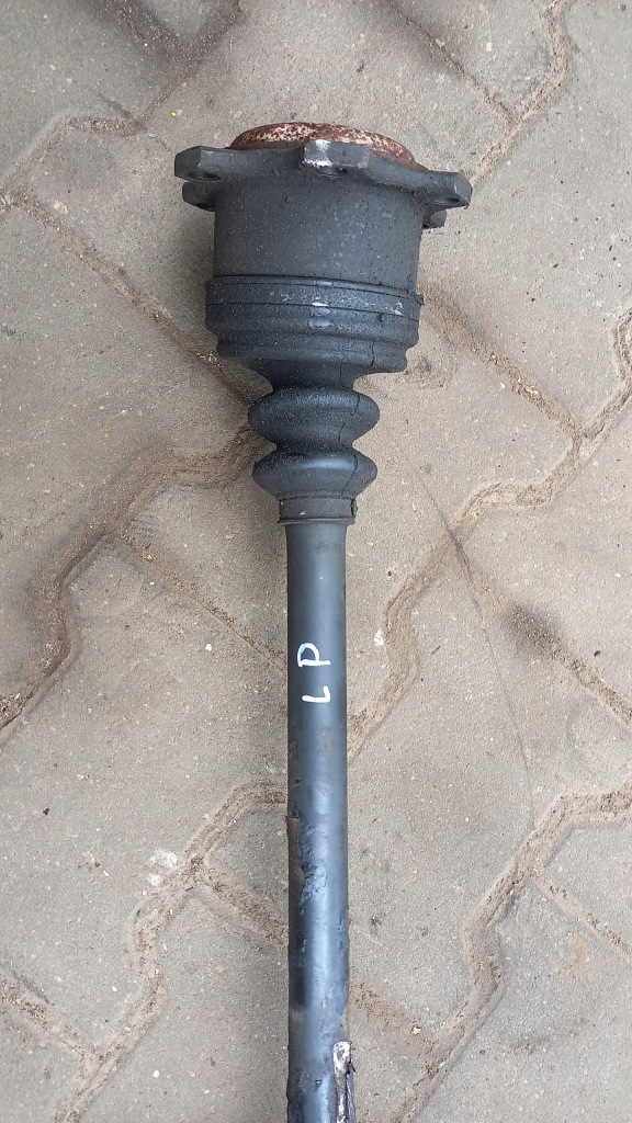 Приводной вал левая vw passat b5 fl 02r универсал Цена