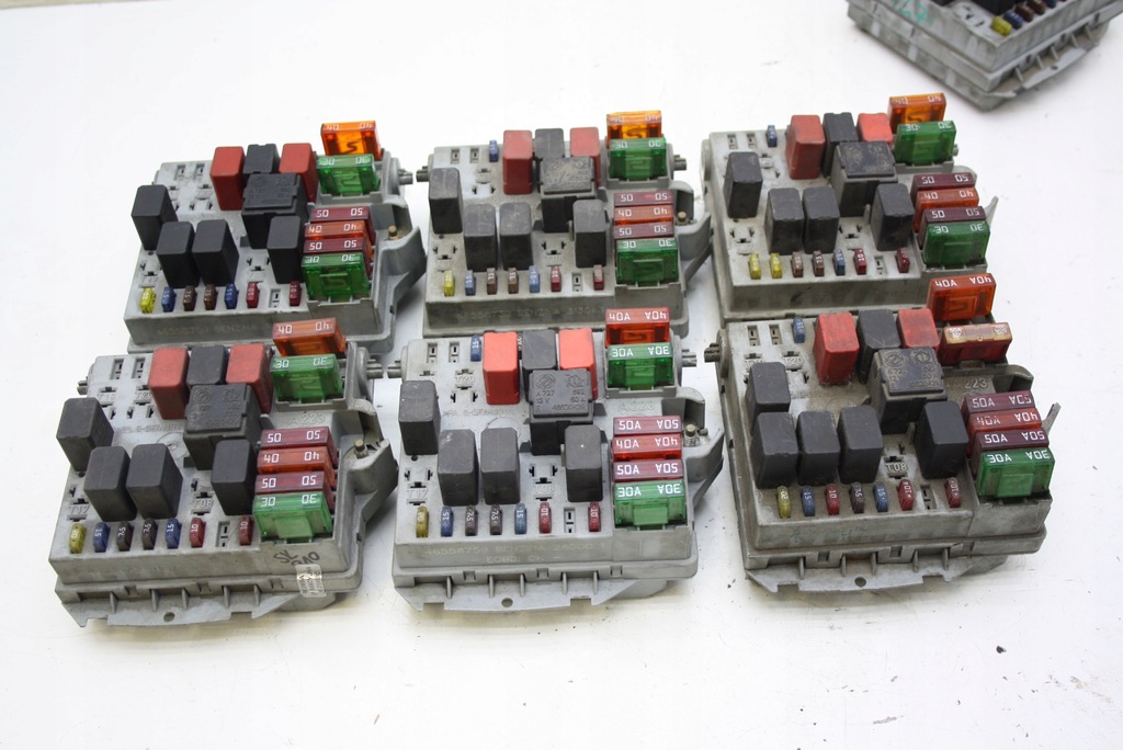 фото №12, Коробка предохранителей alfa romeo 147 бензин 46558759