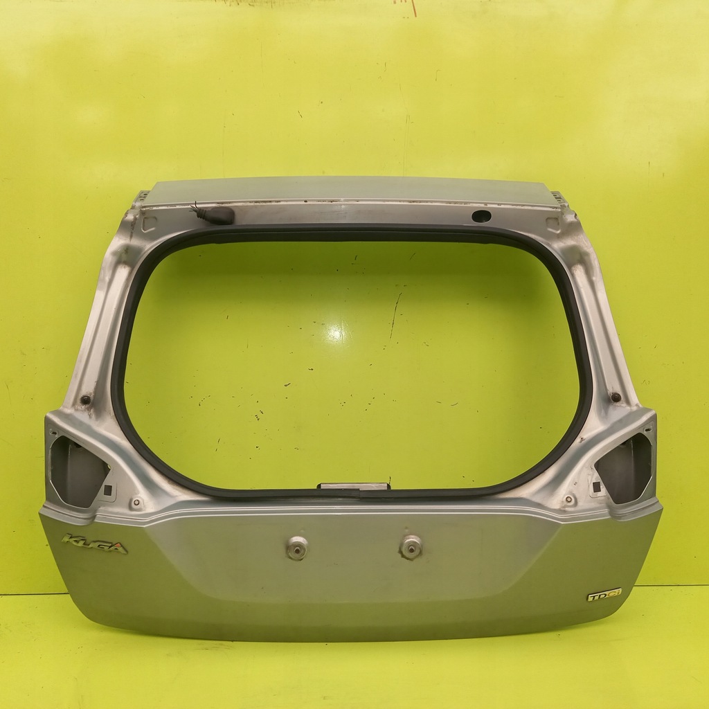 фото №1, Кришка багажника задня лак p8 ford kuga mk1 08r