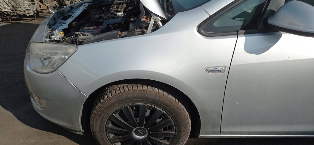 фото №1, Opel astra j крила перед передній лівий z176