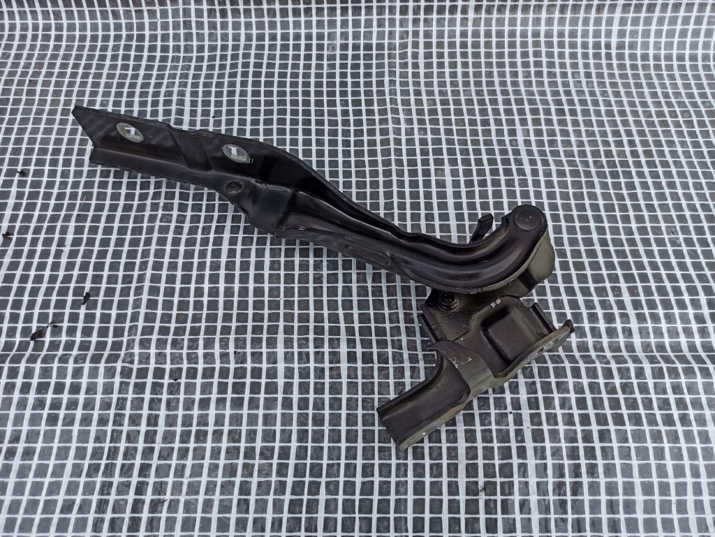 Купить Alfa romeo giulietta петля капот правый 805 nero