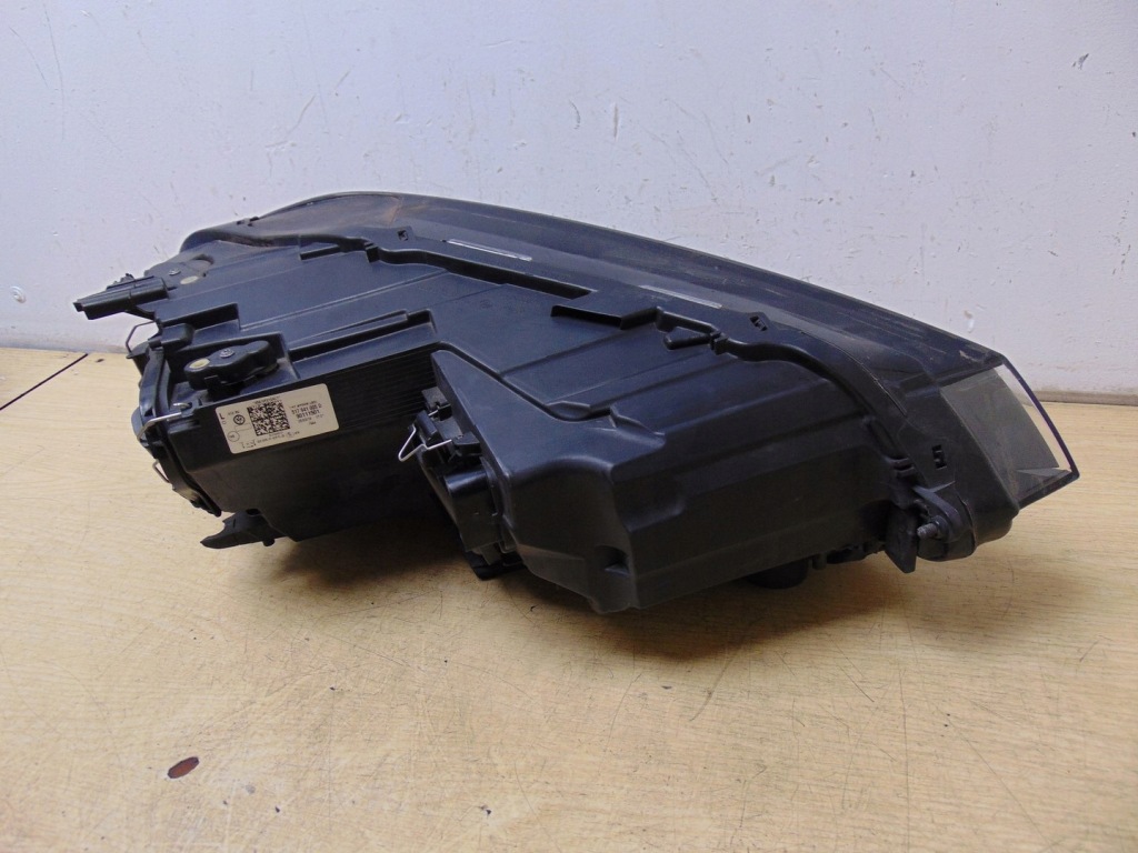 фото №8, Лампа левая перед vw golf sportsvan 517941005d europa