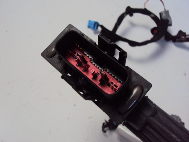 фото №3, Электропроводка дверь правый перед volvo c30