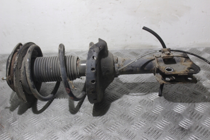 фото №1, Амортизационная стойка правый перед subaru legacy iv 2.0td