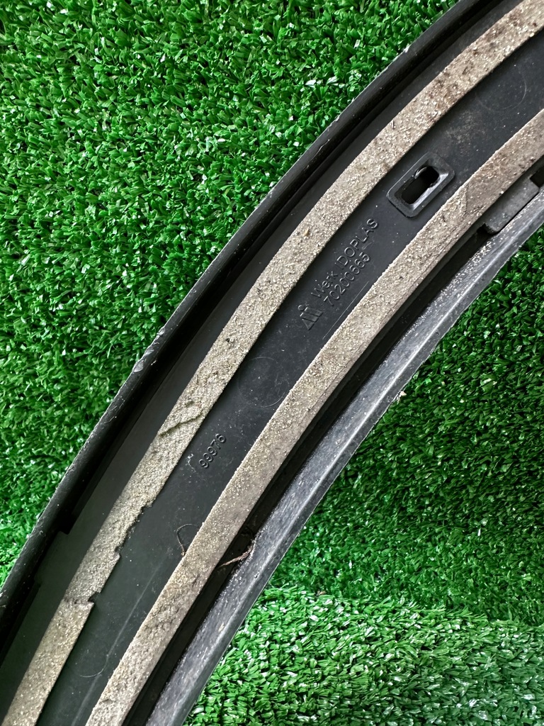 фото №6, Mercedes gla молдинг крыла правый задняя