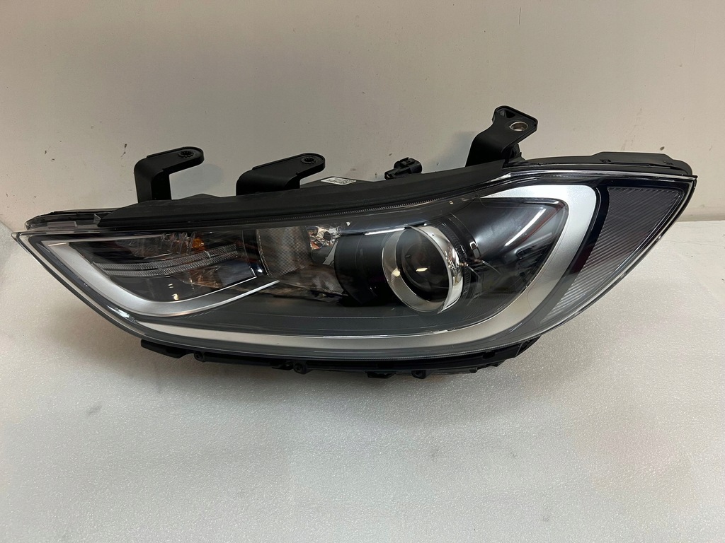 фото №15, Hyundai elantra vi лампа led левая передняя левый перед