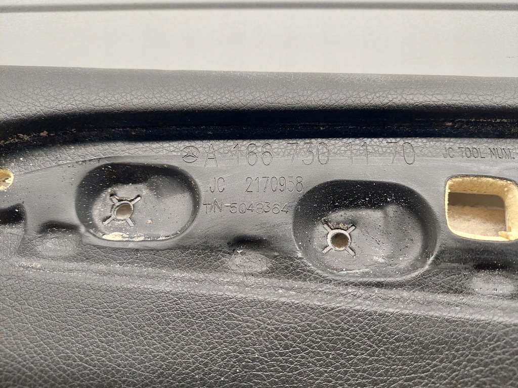 фото №5, Mercedes gl x166 a1667301170 задня ліва обшивки двері