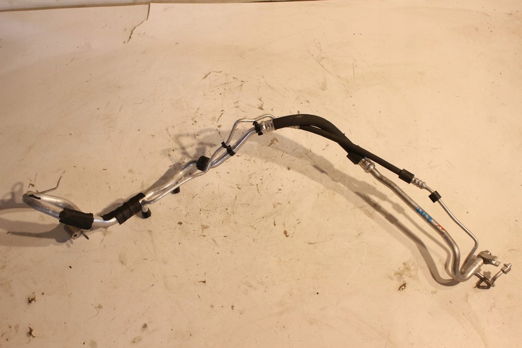 фото №13, Шланг кондиционера a2058304502 mercedes w205