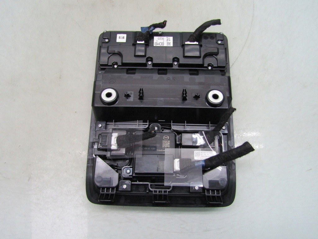 фото №6, Mazda 3 bp iv 20r лампа кабины освещение салона