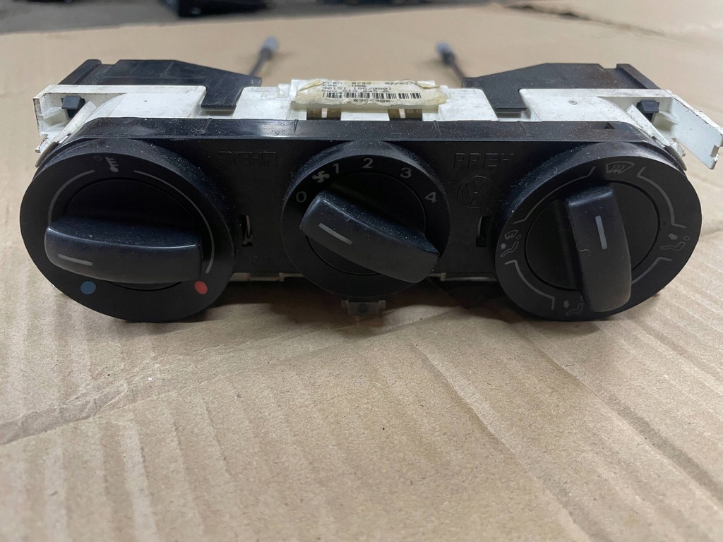 фото №1, Панель обдув vw polo 9n fox