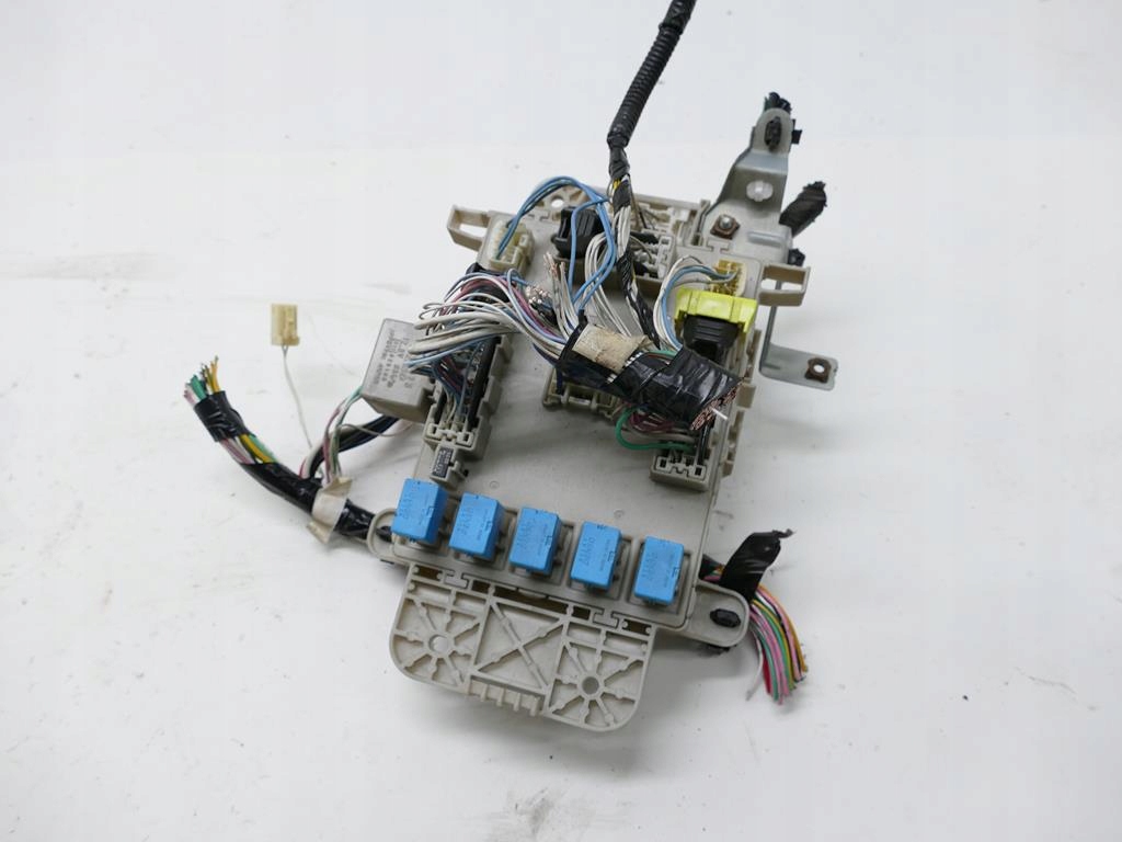 фото №1, Toyota rav4 ii d4d коробка предохранителей модуль