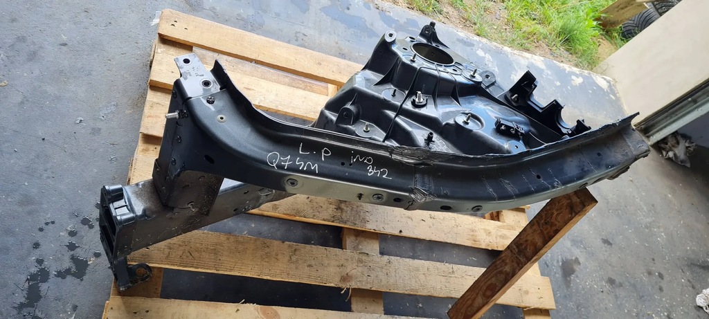 фото №1, Q7 4m ii sq7 лонжерон чверть ліва лівий перед lz7s підкрилок