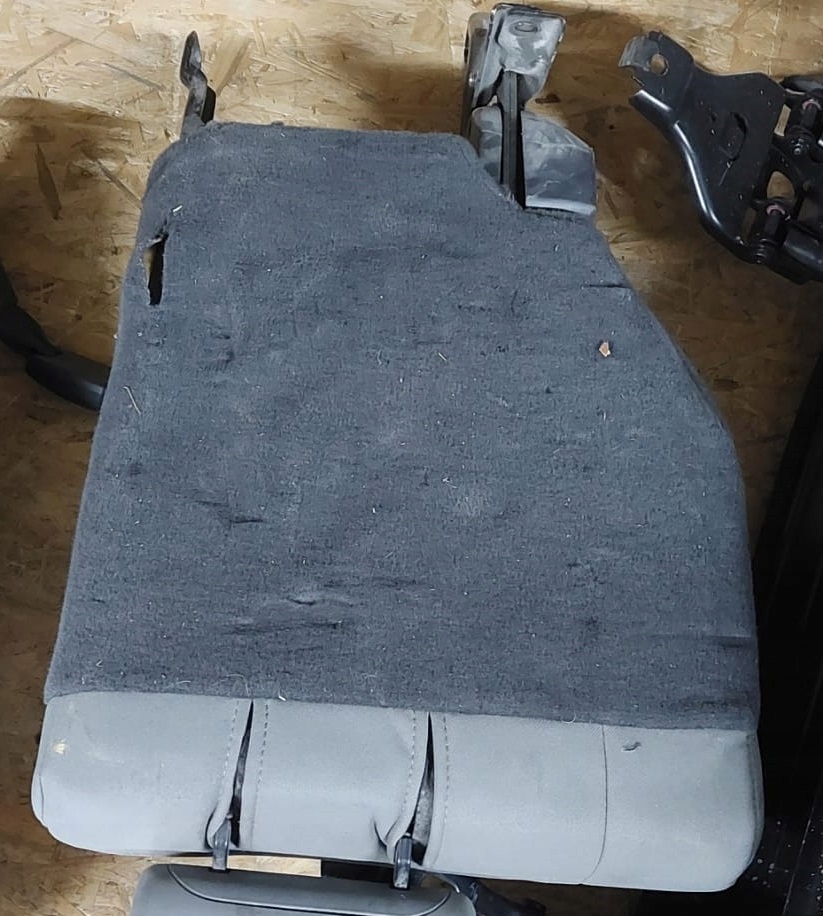 Заднє сидіння jeep wrangler jk unlimited Недорого