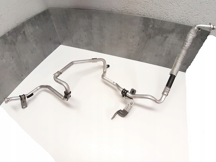 фото №1, Шланг кондиционера trafic iii 2.0 dci 924803885r