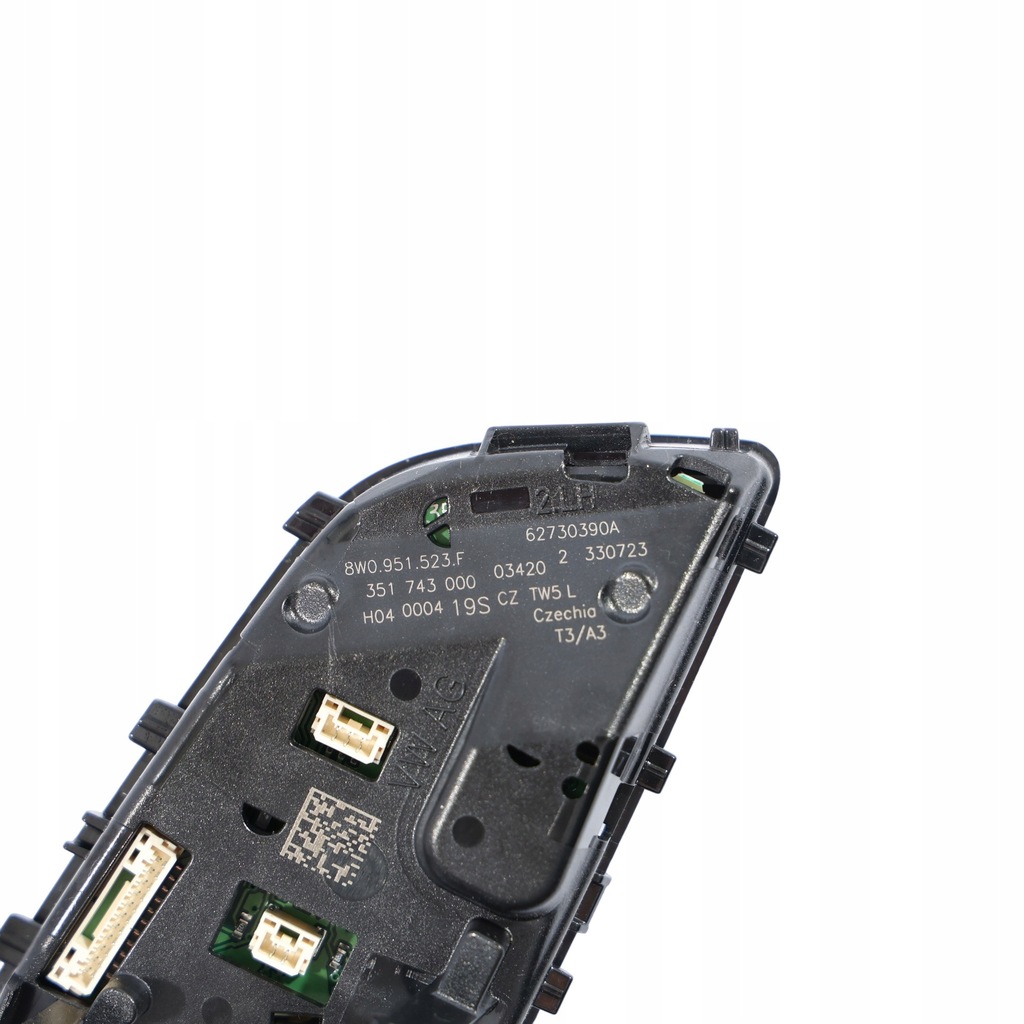 фото №11, Audi a5 8t переключатель панель многофункциональный руля 8w0951523f