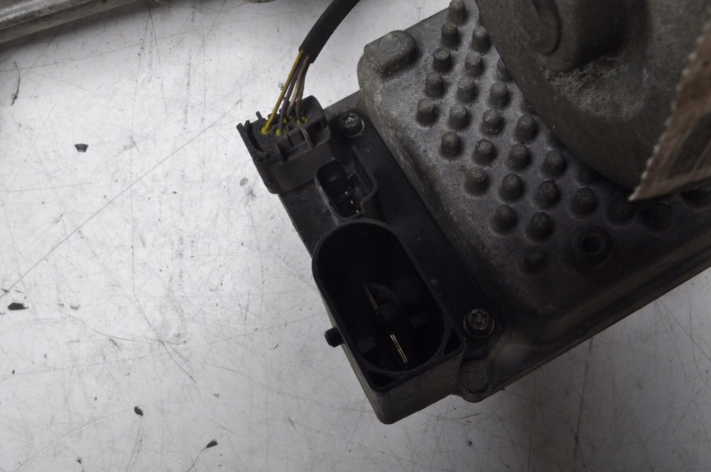 фото №10, Peugeot 207 1.4 рулевая рейка 6700001770b eu