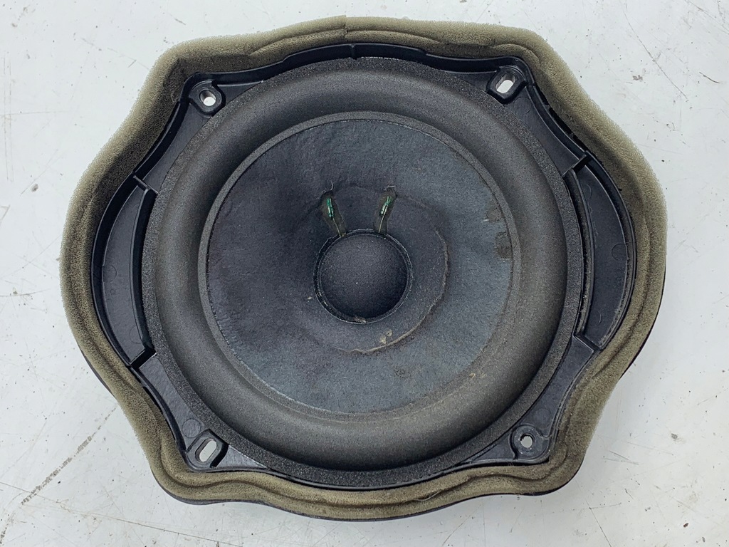 фото №1, Mazda cx7 cx-7 динамік двері задня bose