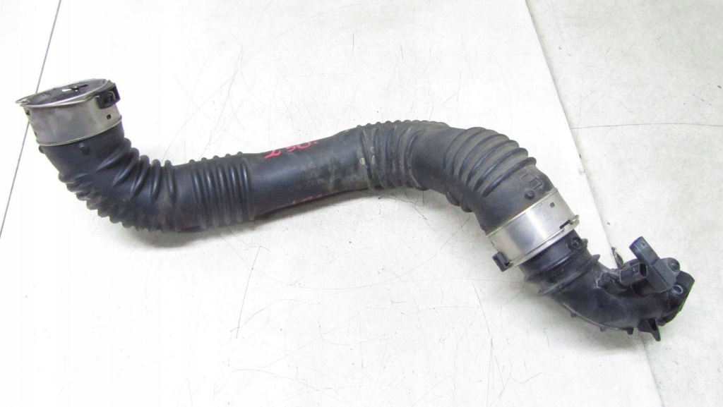 Mercedes w177 1.3 труба шланг повітря a2475200101 Доставка