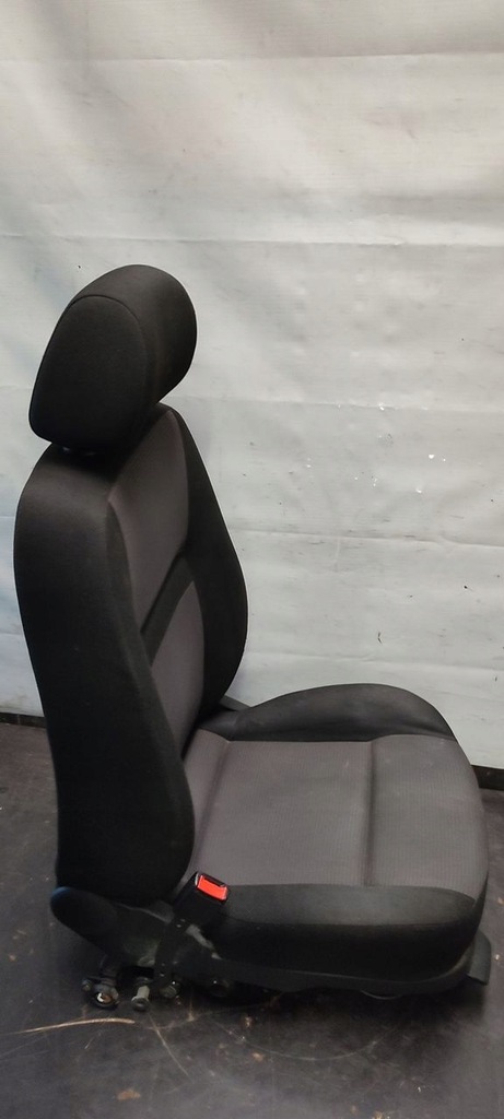 фото №11, Сидіння сидіння комплект vw golf iv 1,4 16v 5d hb