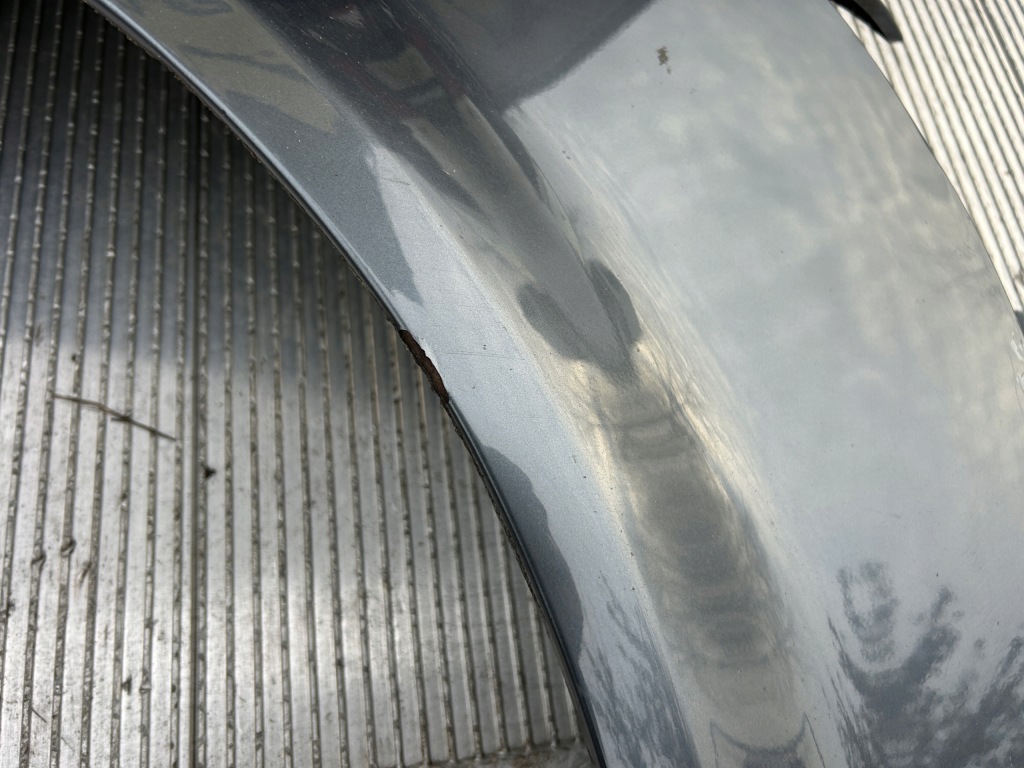 Крыло  правый  перед audi a4 b6 lx7z Цена