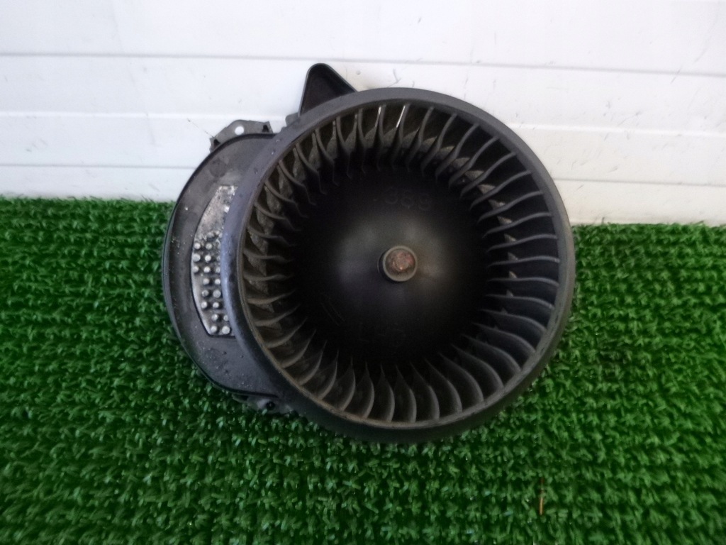 фото №6, Mercedes cla w117 a-klasa w176 воздуходувка обдув резистор kpl оригинальный номер