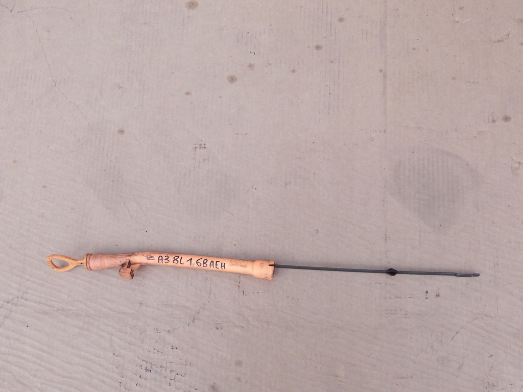 фото №1, Щуп щуп масла 06a115611b audi a3 8l 1.6 benz