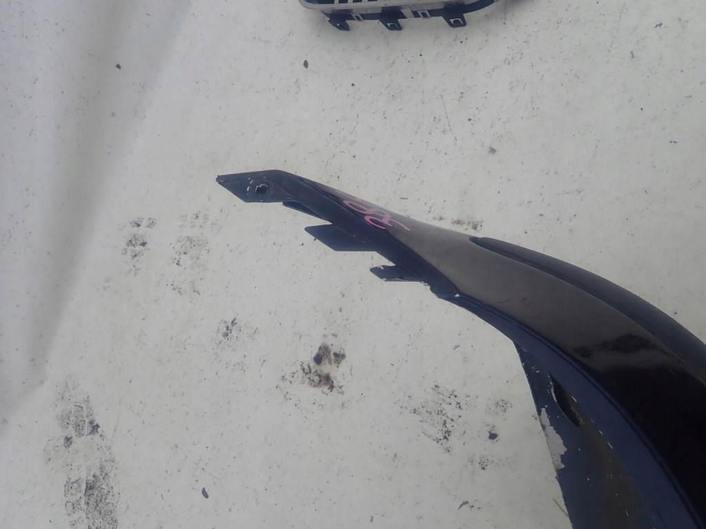 Купить Mercedes a-klasa w168 рестайлинг  01-04 бампер перед pdc