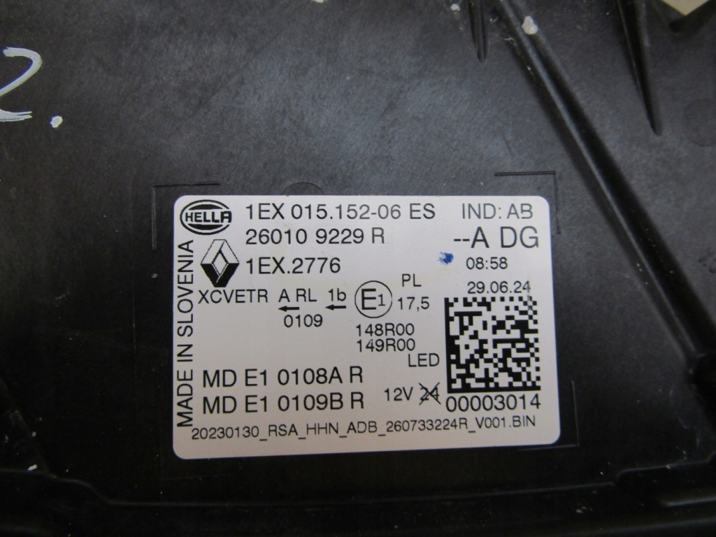 Лампа перед renault austral led matrix vision 22-25 rh правая 260109229r с Разборки