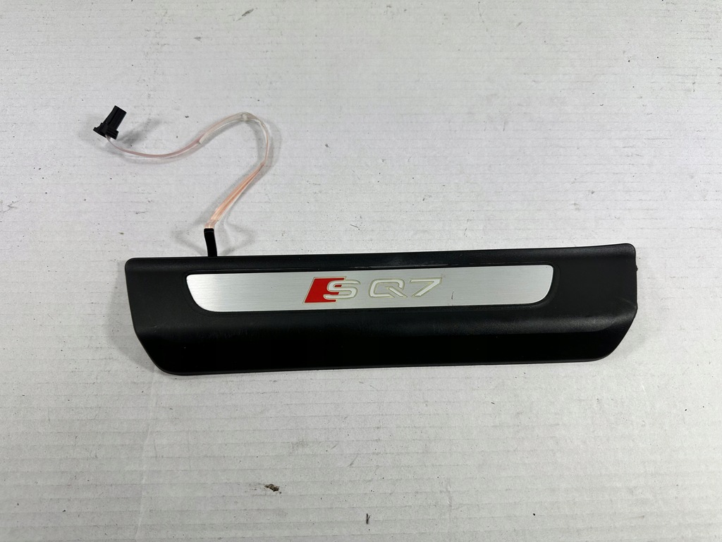фото №1, Q7 4m sq7 молдинг порог левая led 4m0947417c