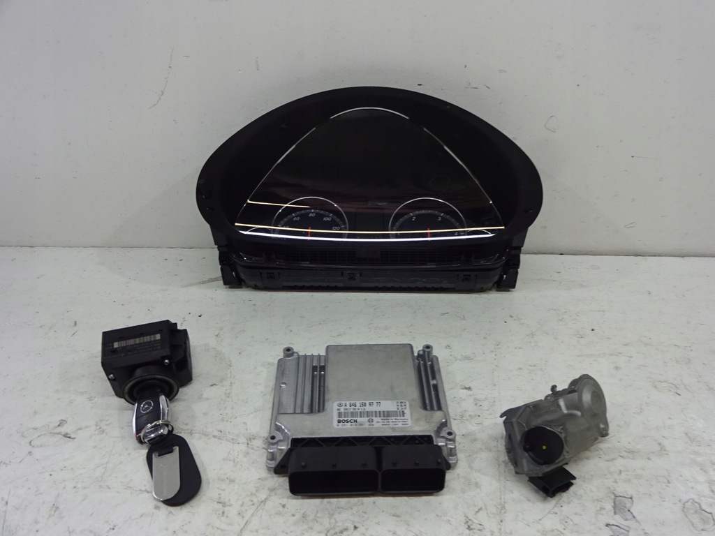 фото №1, Блок управления набор стартовый mercedes clc 2,2 w203