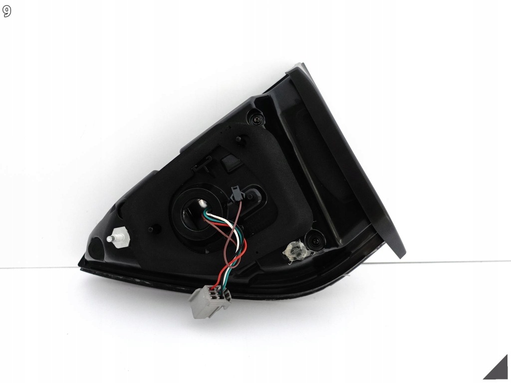 Maserati levante m161 рестайлінг  21- dark фара led w багажник ліва задній європа Ціна