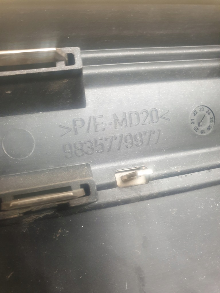 фото №8, Toyota proace city ліва молдинг двері задніх 9835779977