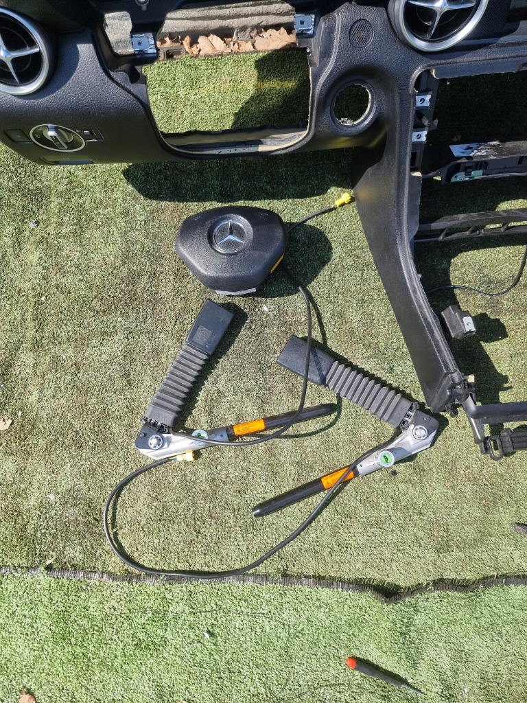 Mercedes slk w172 r172 панель приладів приладова панель Недорого