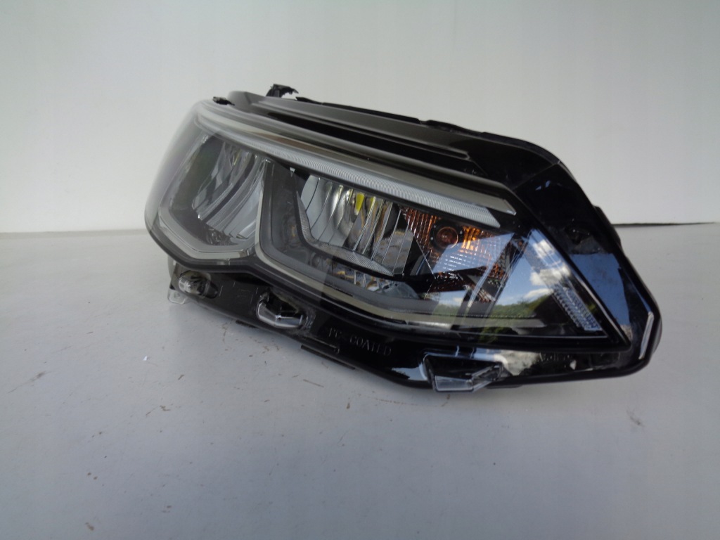 фото №1, Лампа права фара vw golf viii 8 5h 5h0 20- led