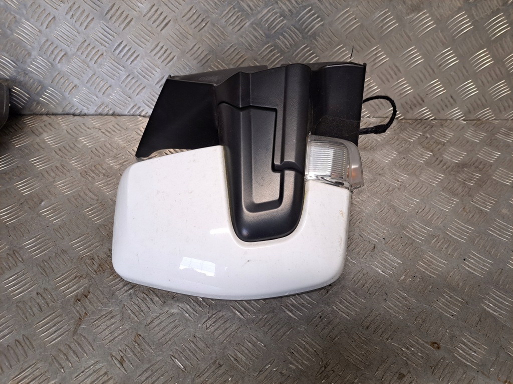 фото №3, Ford transit custom 2022 r зеркало правое 6 кабели