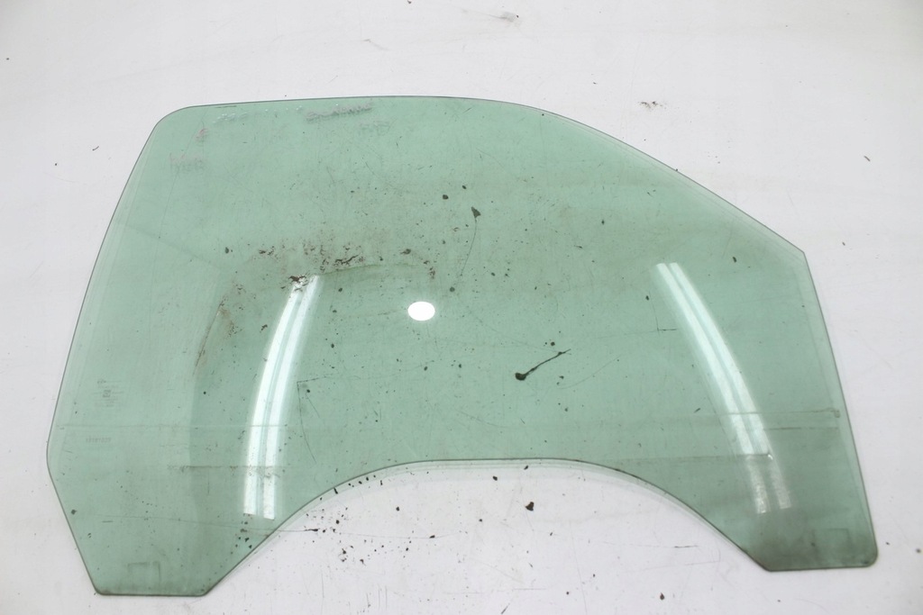 фото №1, Стекло дверь правый перед escalade ii