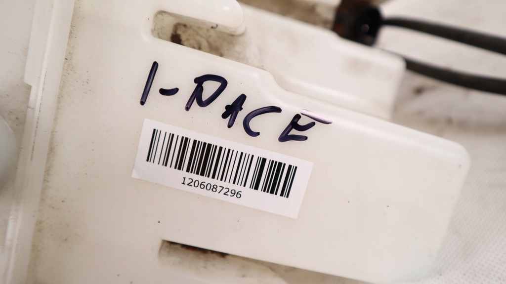 фото №8, Jaguar i-pace x590 бачок омивача j9d3-17b613-a