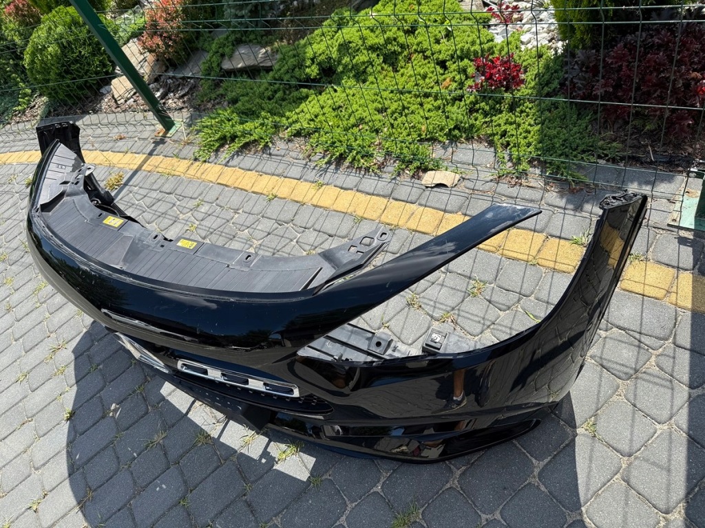 Mercedes gla 247 h247 amg рестайлинг  бампер перед передний kompletny 6x pdc Цена