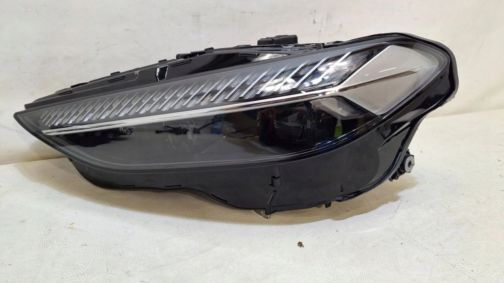 Фара ліва перед передня audi a5 новий model 2024 full led 8b3941033 Оригінал