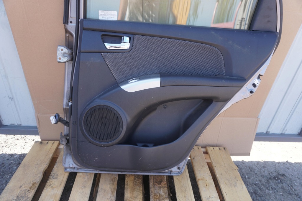 фото №12, Kia sportage ii je дверь правое задние 8q молдинг стекло nr.471