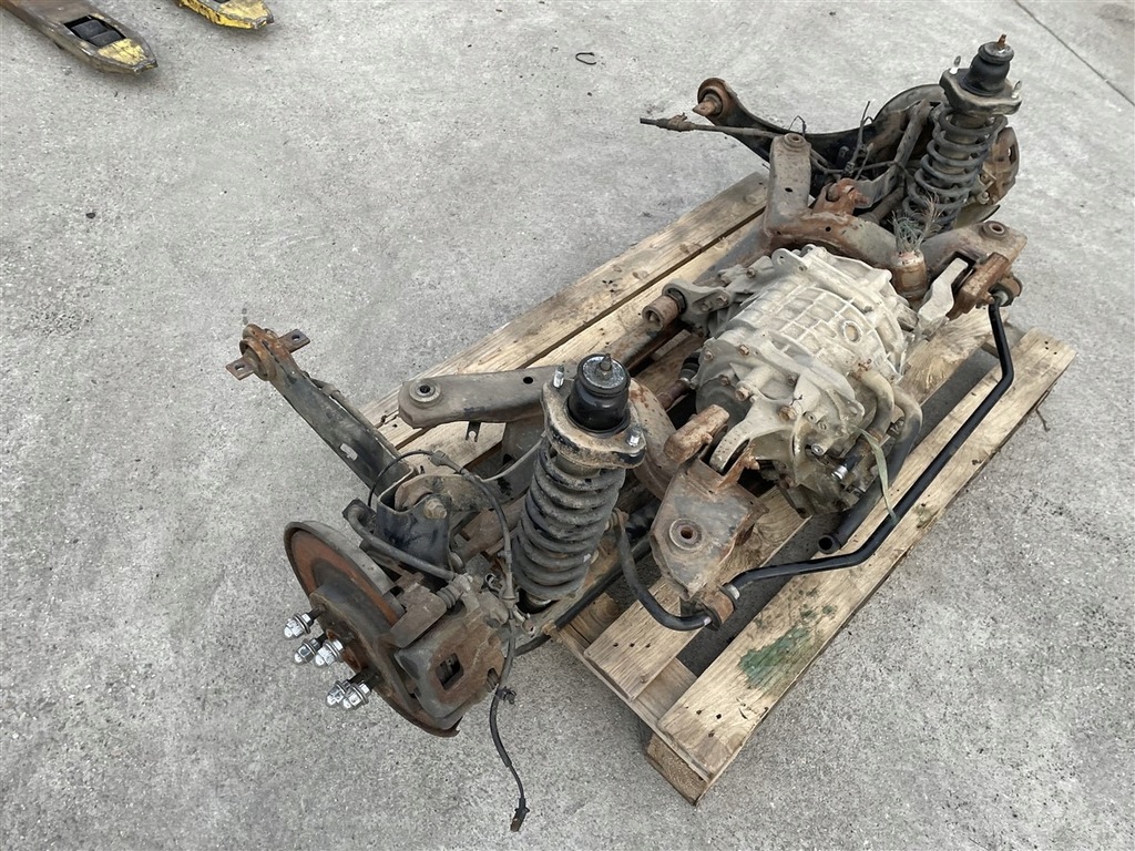 фото №9, Балка підрамник підвіска міст 2.0 бензин phev mitsubishi outlander iii 3