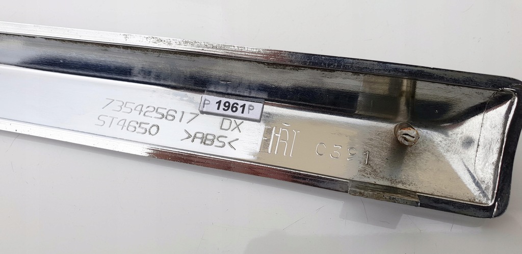 фото №15, Fiat 500 молдинг накладка хром датчик дощу бампера бампер перед передня права