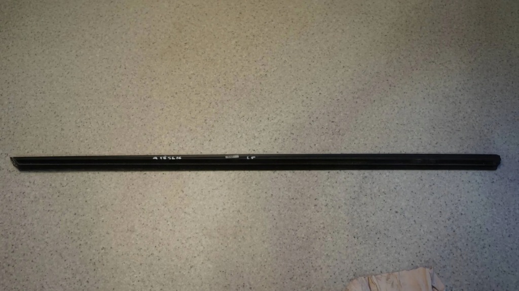 фото №6, Молдинг дверь левая уплотнитель parapet a1727200124 mercedes slk w172 r172