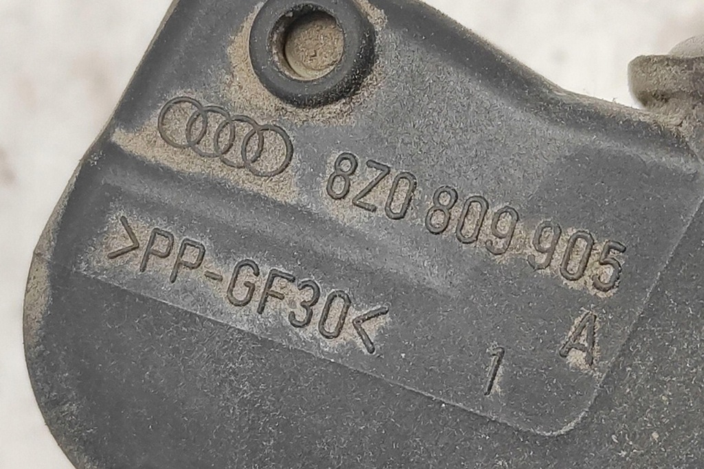 фото №7, Моторчик кришка заливної пального audi a2 8z0 8z0809905a 1.42l дизель 55kw