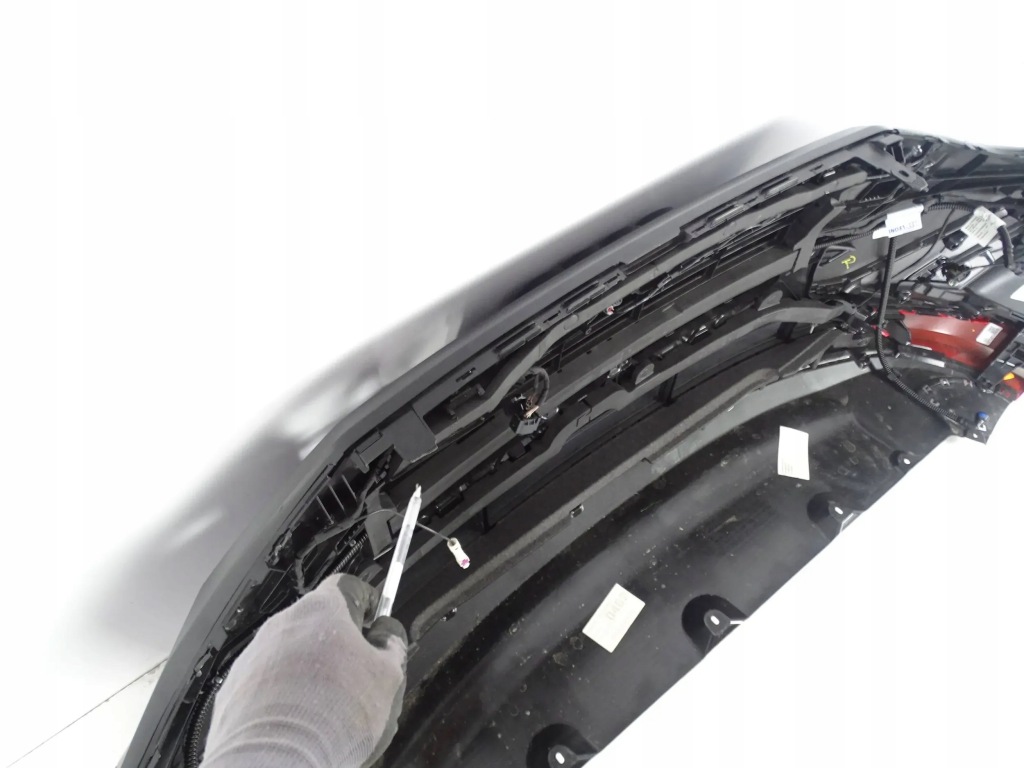 фото №14, Бампер перед передній audi e-tron 4ke s-line